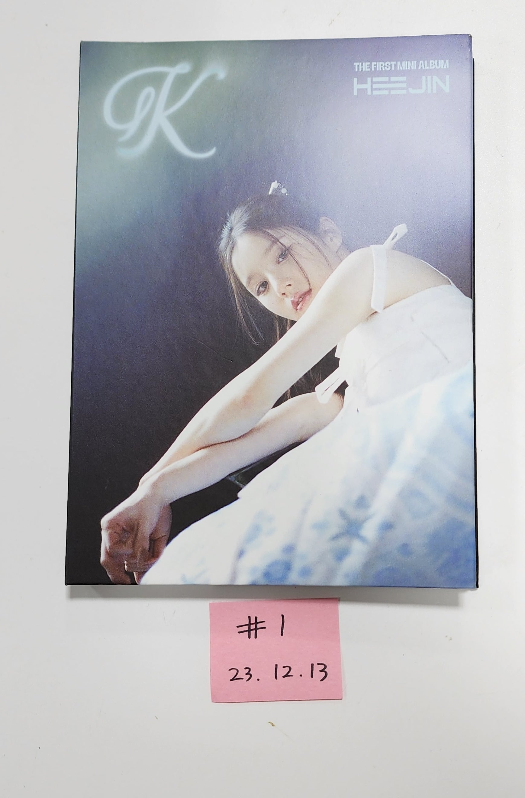 HeeJin - HALLYUSUPERSTORE
