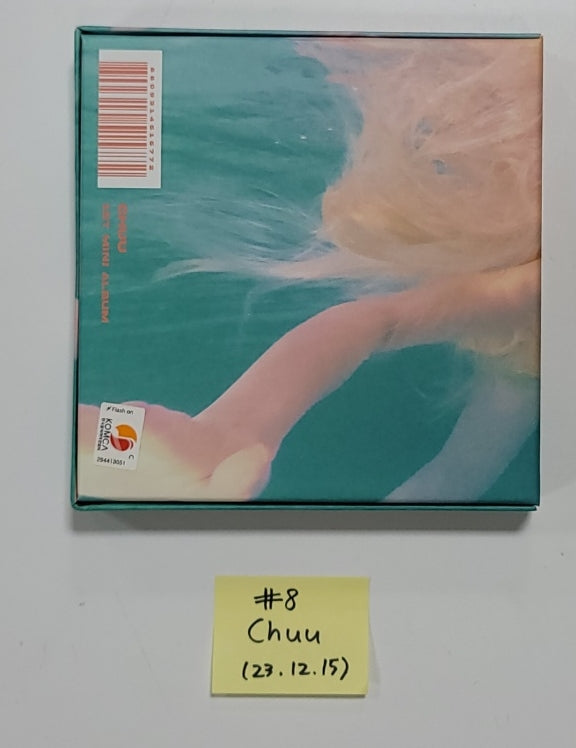 Chuu "Howl" - Hand Autographed(Signed) Album [23.12.15]