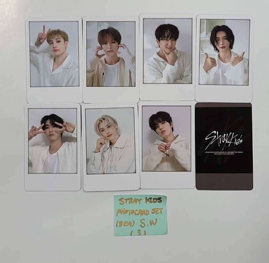 Stray Kids 2024 Season's Greetings "Perfect Day with SKZ" - Soundwave Pre-Order Benefit Photocards Set (8EA) [23.12.26]