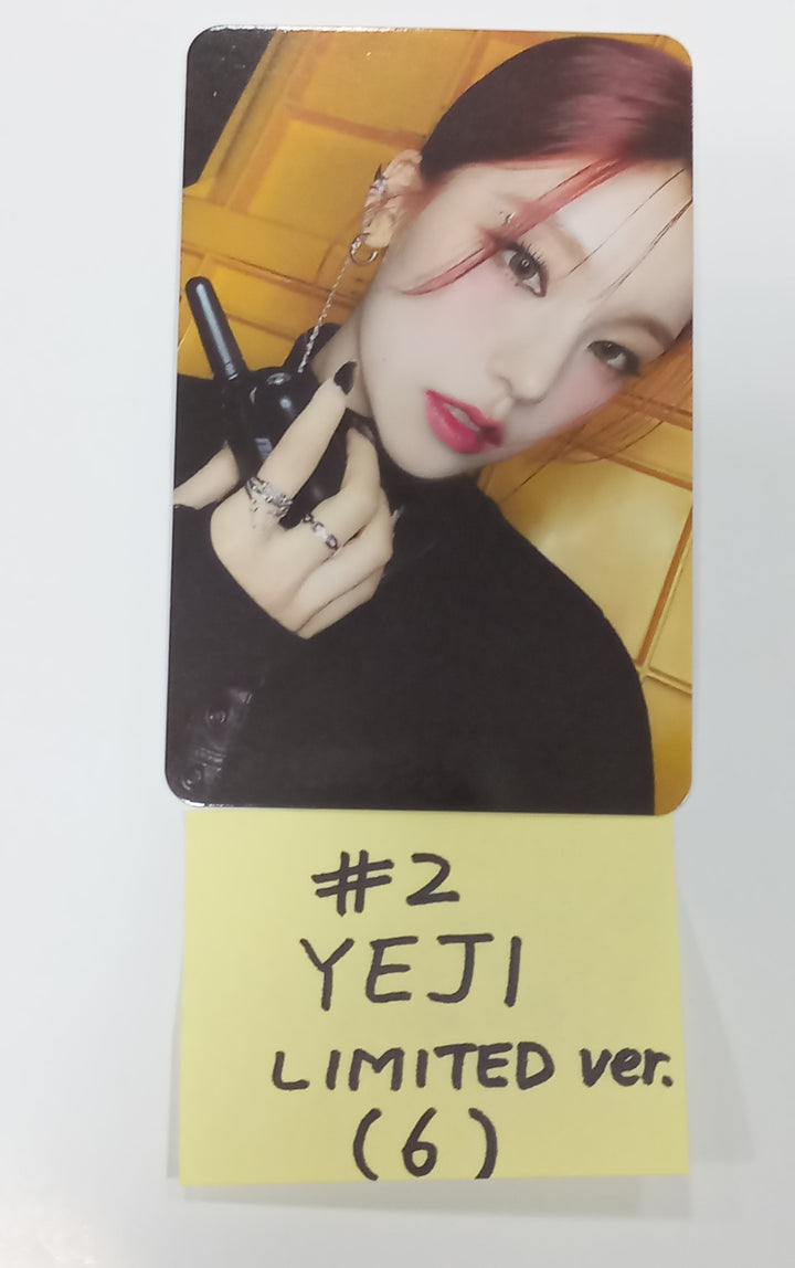 ITZY "BORN TO BE" - Official Photocard, 2 Cut Film, Portrait [LIMITED Ver.] [24.1.10]