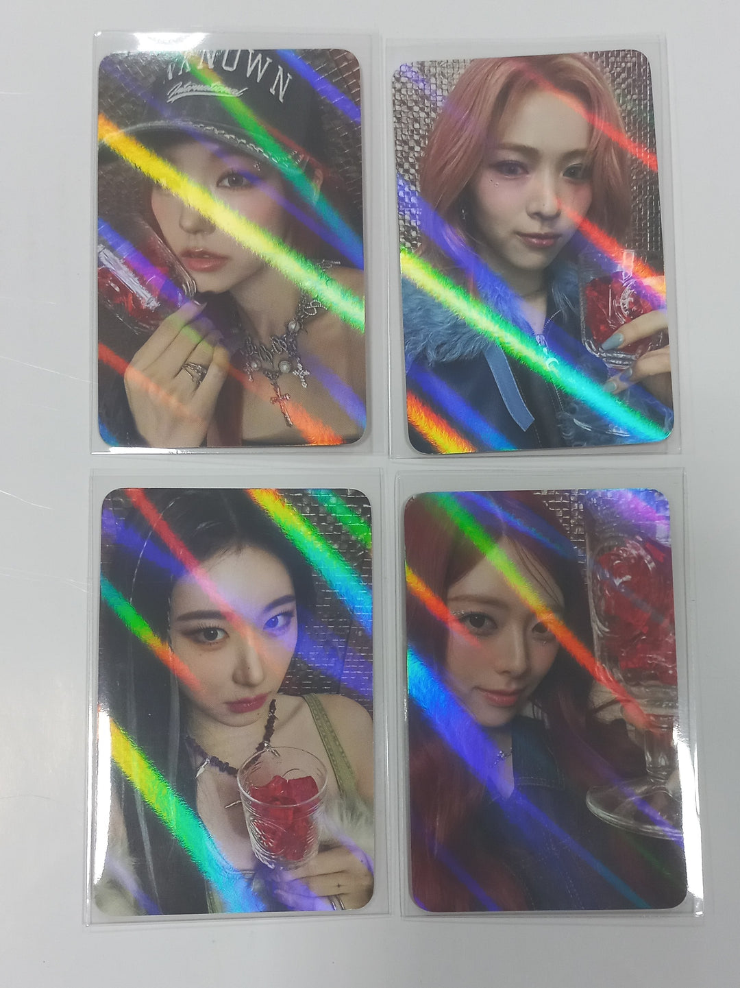 ITZY "BORN TO BE" - Makestar Pre-Order Benefit Hologram Photocard [24.1.12]