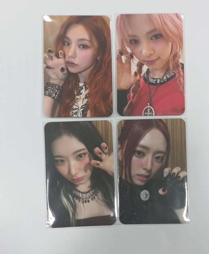 ITZY "BORN TO BE" - Yes24 Pre-Order Benefit Photocard [24.1.12]