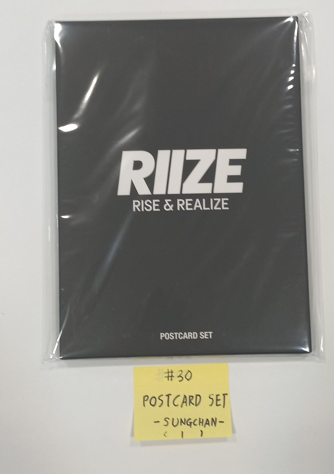 RIIZE - "RIIZE UP" Pop-Up Store MD [A3 Poster, Postcard Set, Slogan + Photocard Set, Mini Fan + Photo Set, Acrylic Turning Stand Set, Layered Photocard Set, Photo holder + 4 cut Photo Set] [24.1.12]