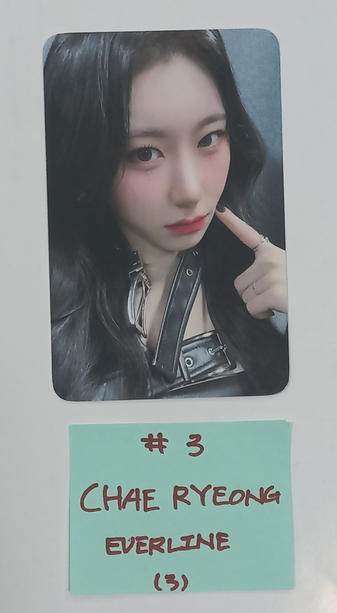 ITZY "BORN TO BE" - Everline Event Photocard [24.1.15]