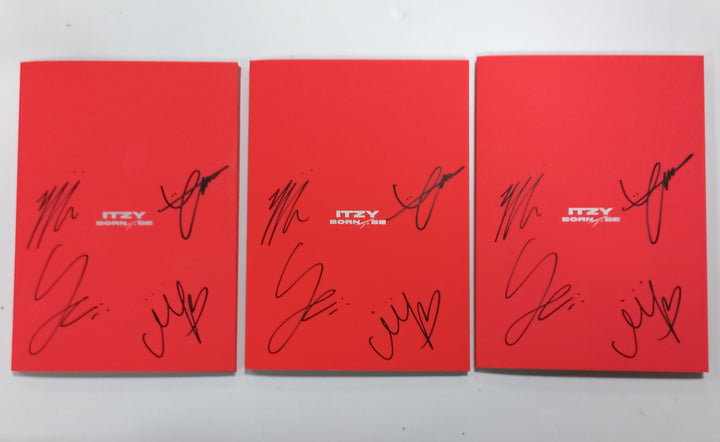 ITZY "BORN TO BE" - Hand Autographed(Signed) Promo Album [24.1.18]