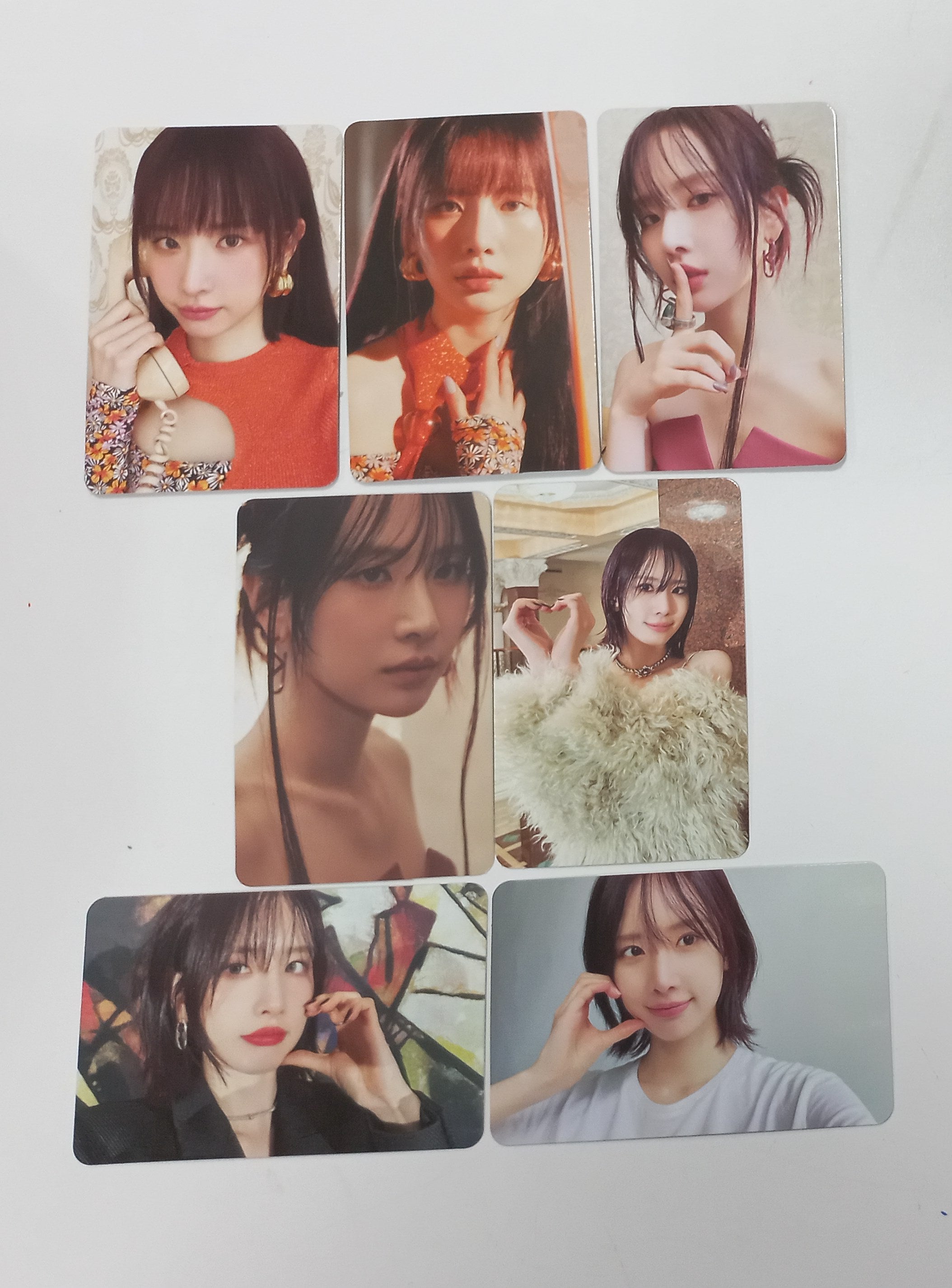 ALL(H)OURS ユミン soundwave サイン ポラロイド TripleS - HALLYUSUPERSTORE