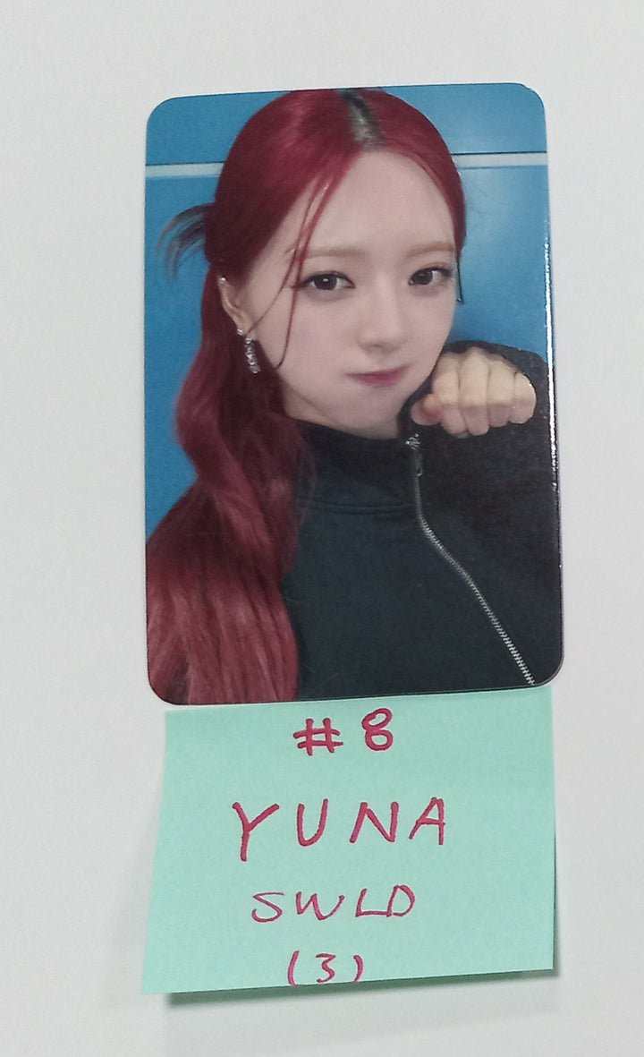 ITZY "BORN TO BE" - Soundwave Lucky Draw Event Photocard [24.1.29]