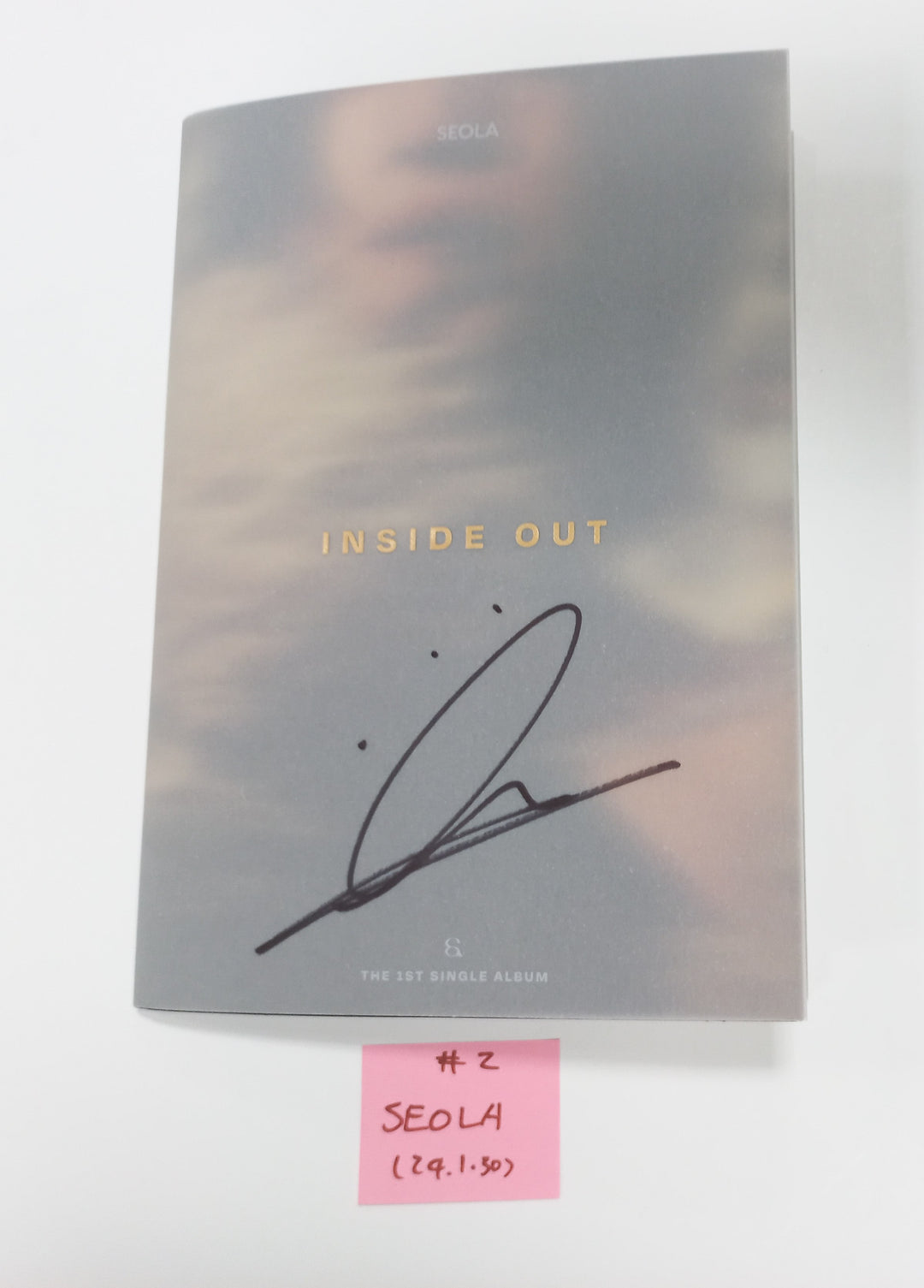 Seola (Of WJSN) "Inside Out" 1st Mini - Hand Autographed(Signed) Promo Album [24.1.30]