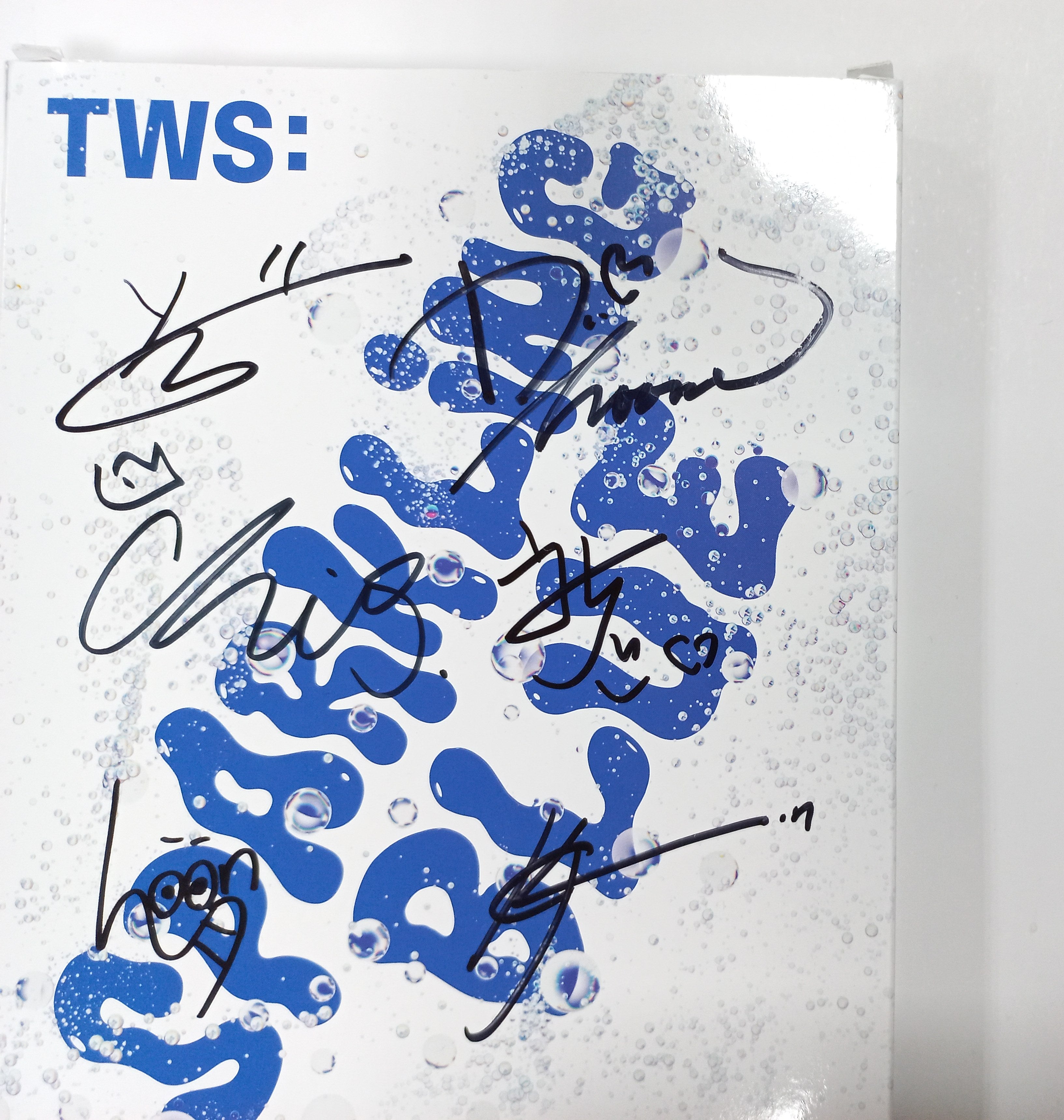TWS「Sparkling Blue」1st Mini - 直筆サイン入りプロモアルバム [24.1.30]