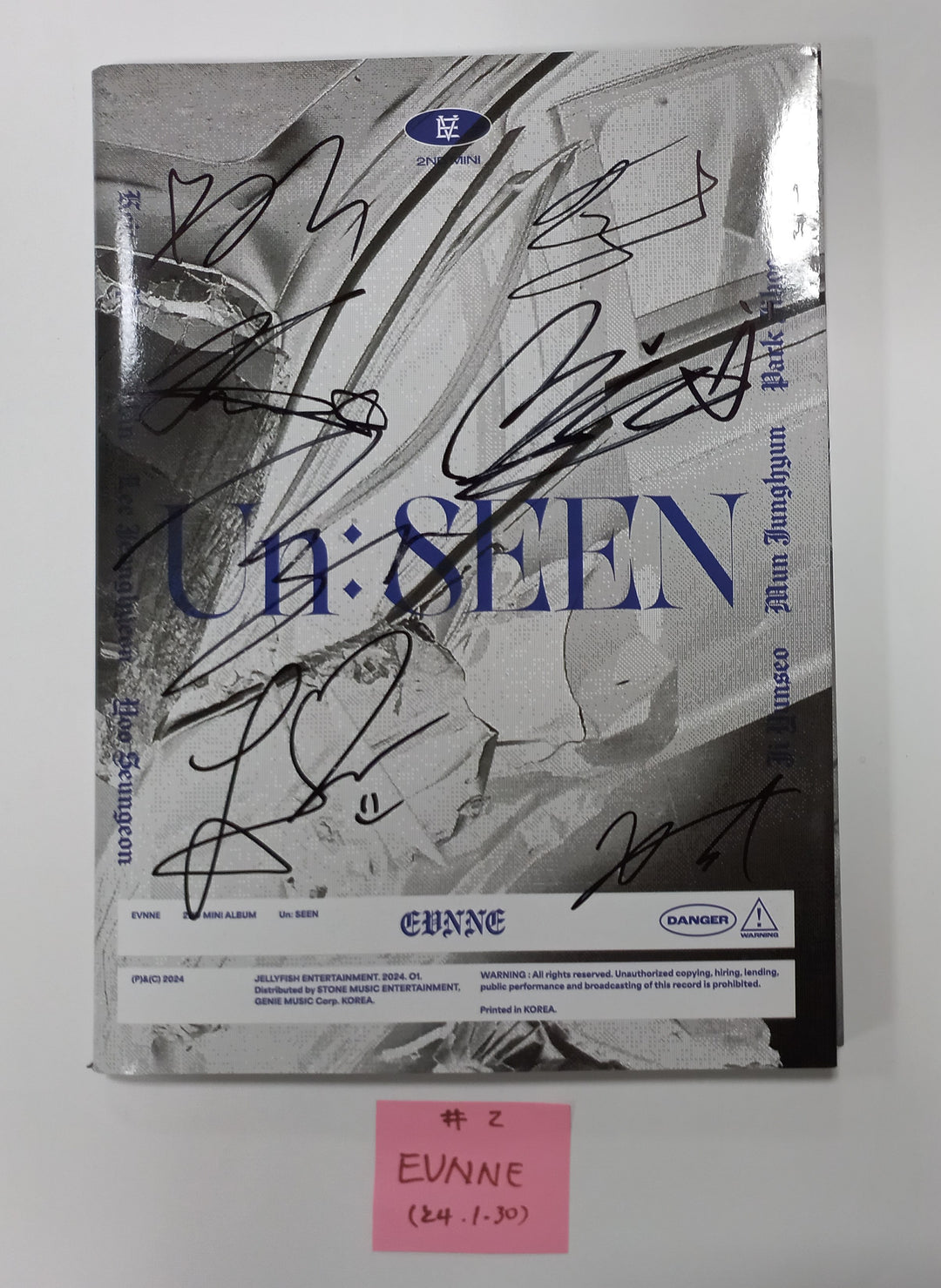 EVNNE "Un: SEEN" - Hand Autographed(Signed) Promo Album [24.1.30]