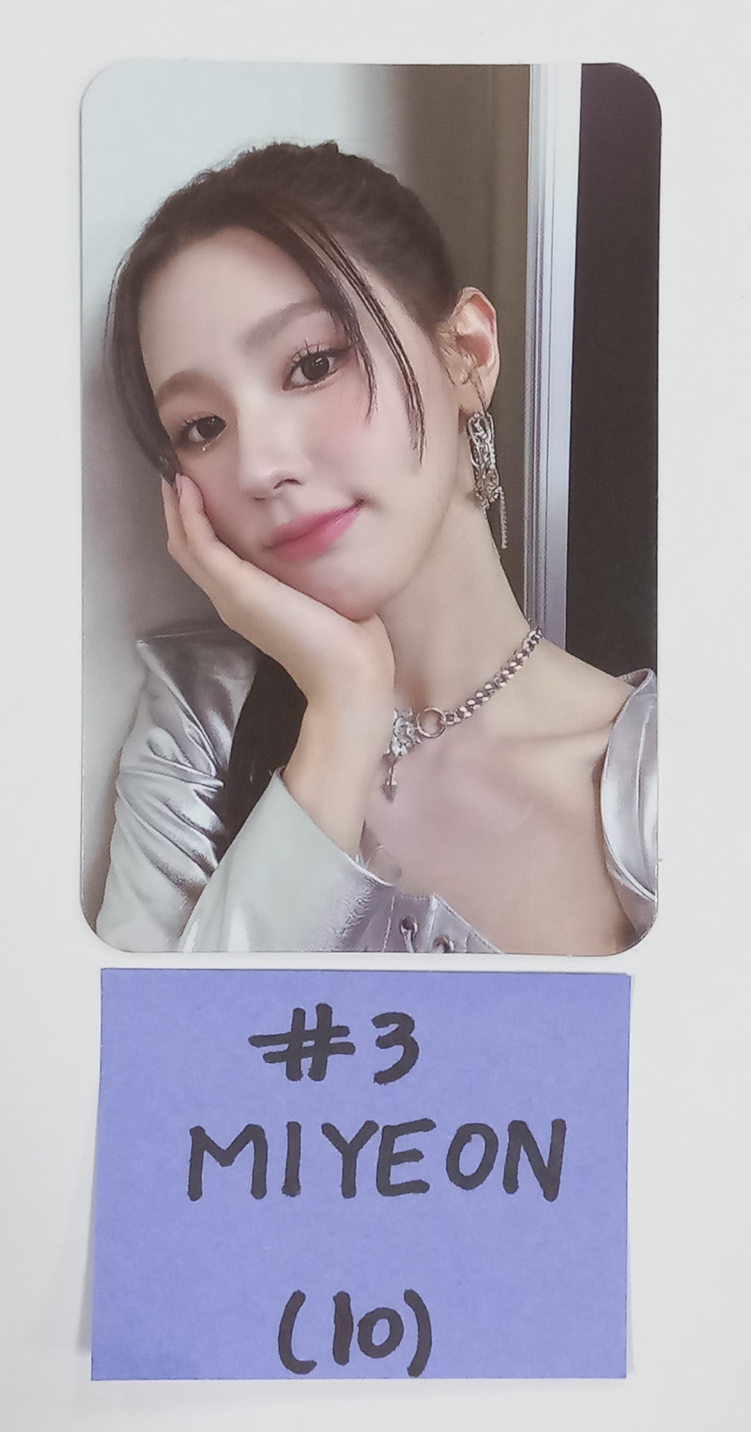 (g) I-DLE "2" 2nd Full Album - Line friends Pop-Up Store Special Gift Event Photocard [24.2.2]