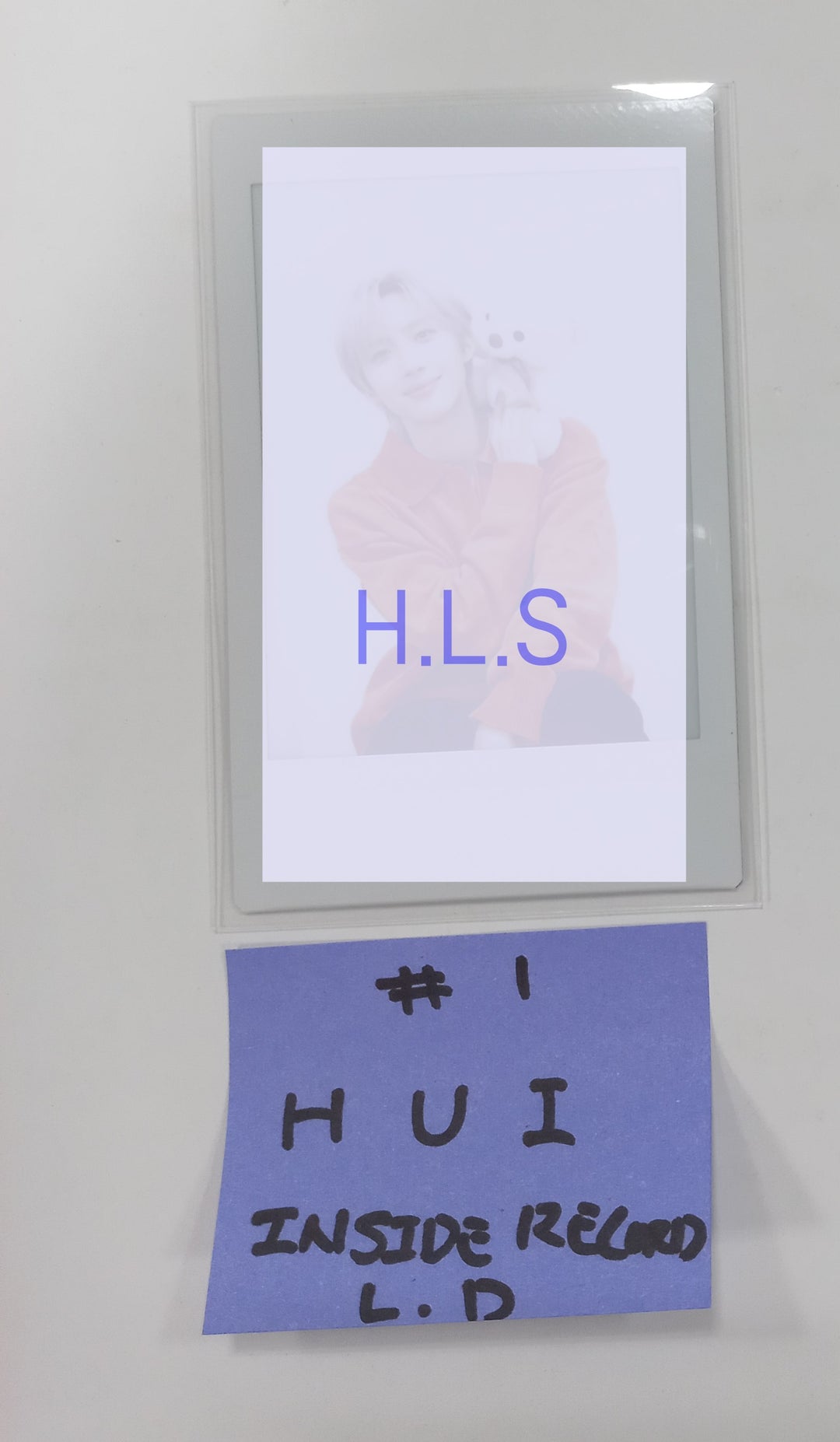 HUI "WHU IS ME : Complex" 1st Mini - Inside Record Lucky Draw Event Polaroid [Unsigned] [24.2.29]