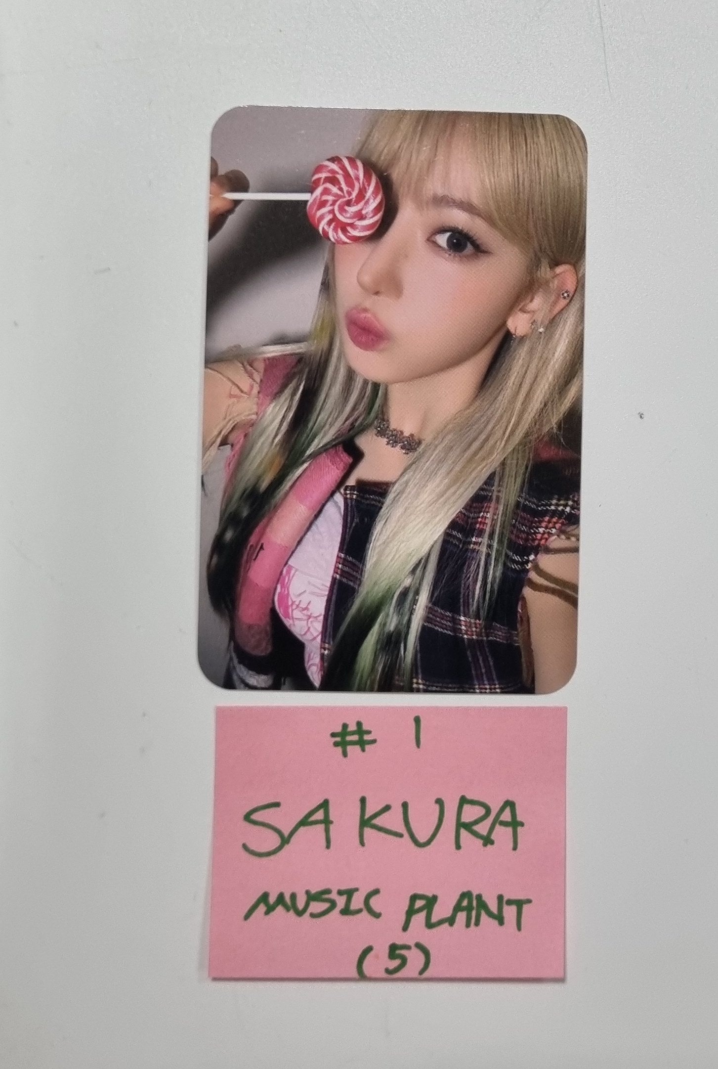 Le Sserafim 3rd Mini 