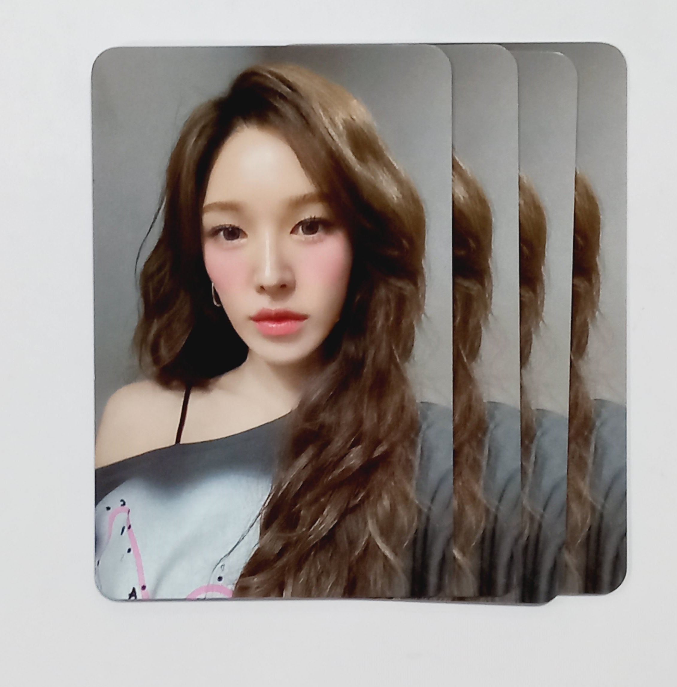 Red velvet wendy japanese buy photocards