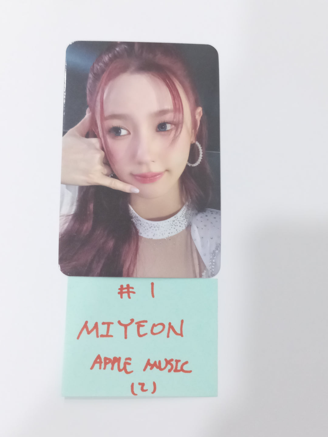 (g) I-DLE "2" 2nd Full Album - Apple Music Fansign Event Photocard Round 2 [24.3.28]
