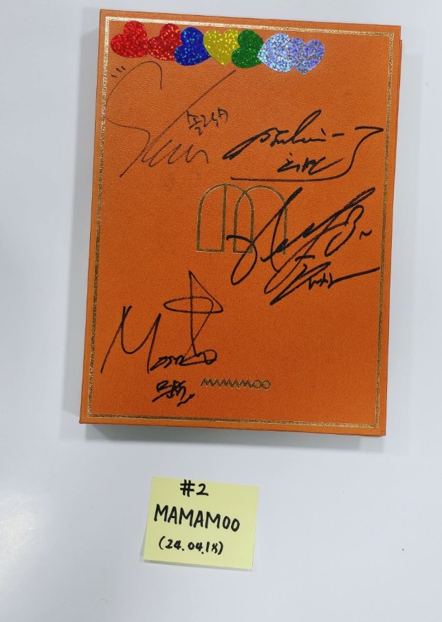 Mamamoo and Solar, Whee In, Hwasa, Moonbyul (of Mamamoo) - Hand