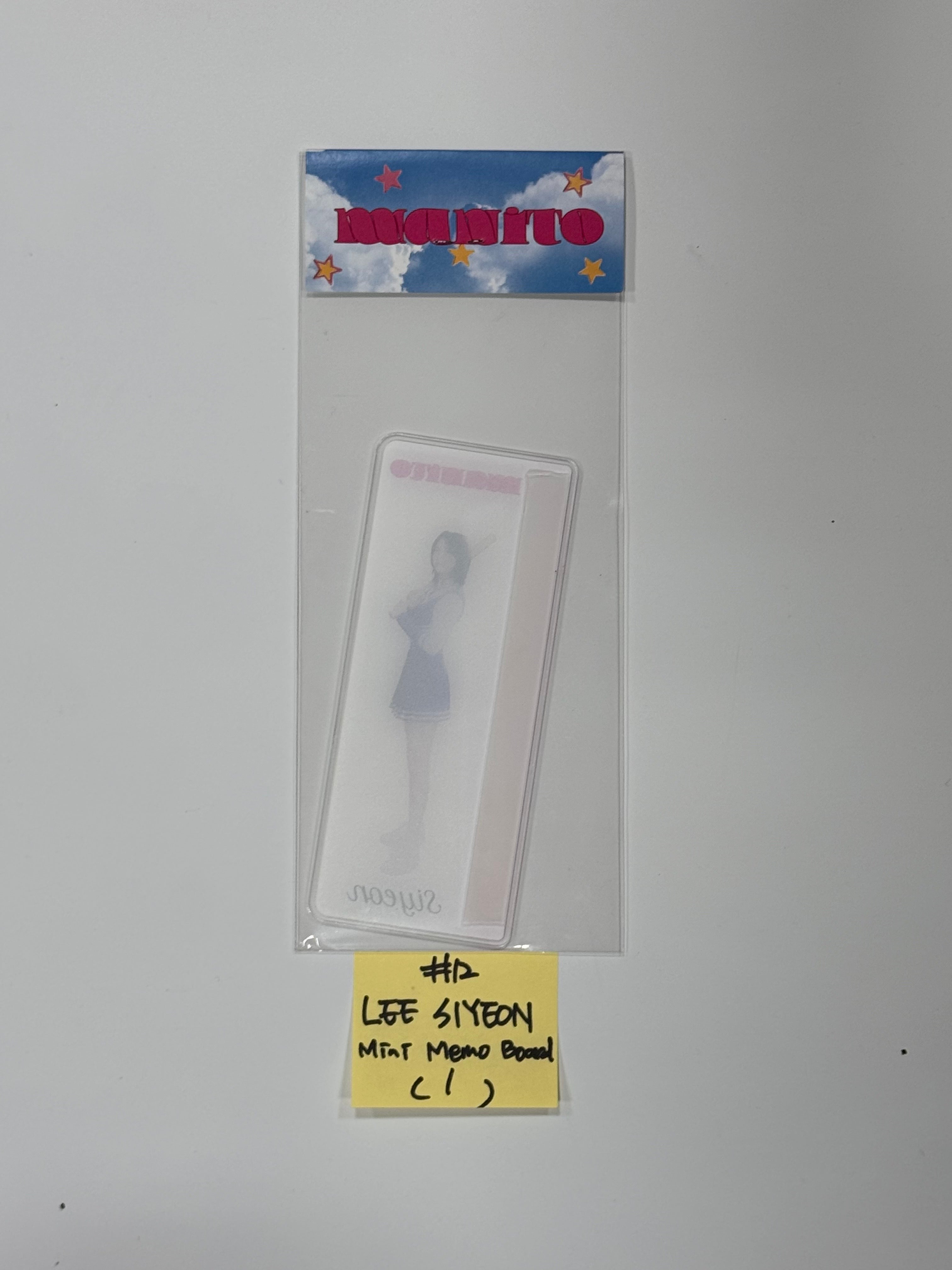QWER - 1st Pop-Up Store 