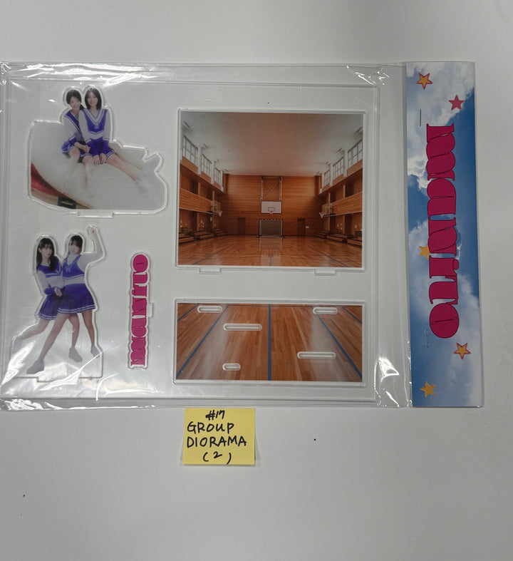 QWER - 1st Pop-Up Store "MANITO" MD [Image Picket, Acrylic Stand, Photo Keyring (School Uniform Ver.), Film Keyring, Group Diorama, L-Shaped File Folder, Sticker, Slogan, Can Badge(M, L), Postcard Set] [24.5.2]
