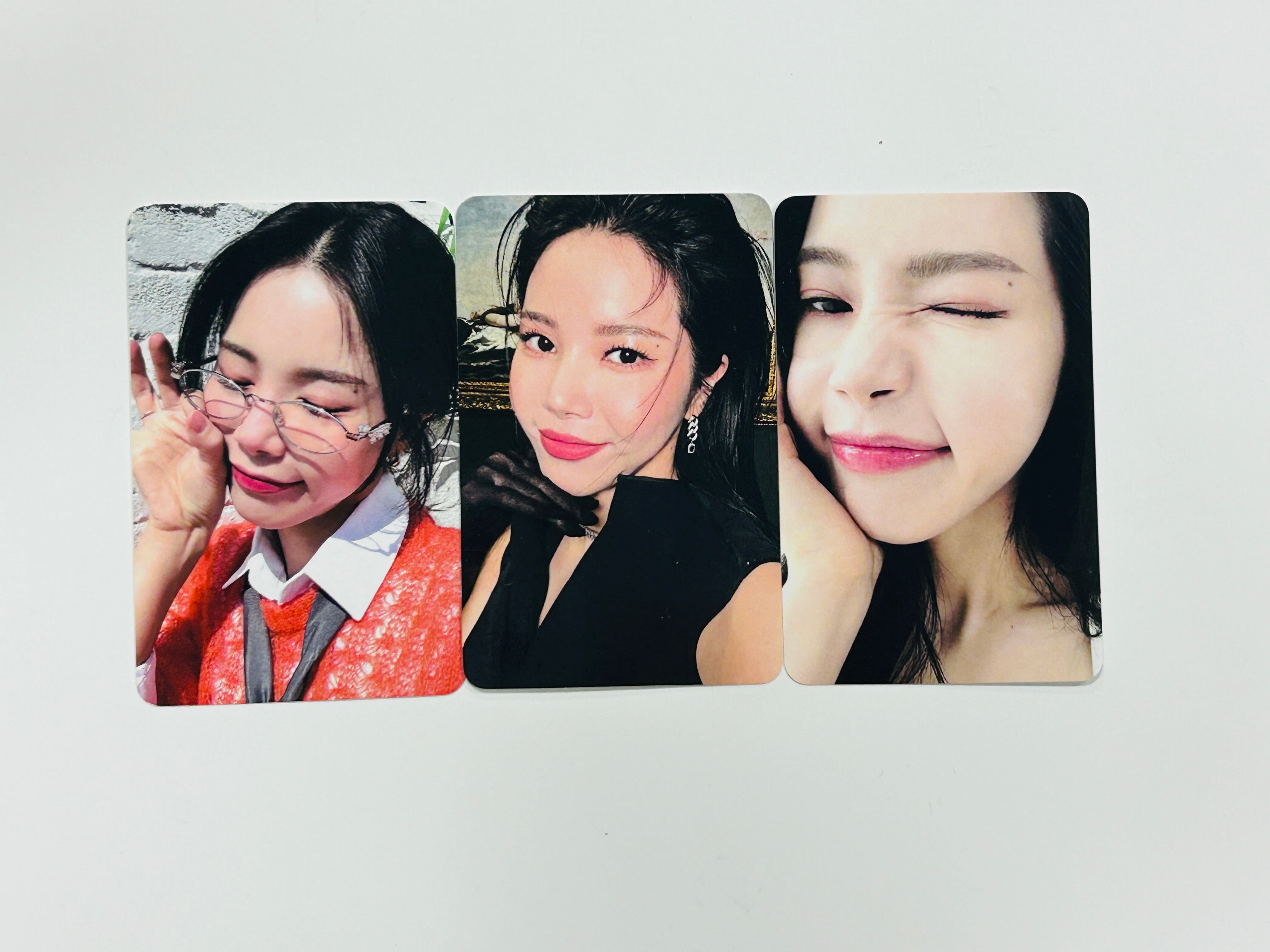 billlie EUNOIA ショーケース 特典 シユン 鏡 ブライス「スマートフォン手帳型ケース」 – Junie Moon Online Shop