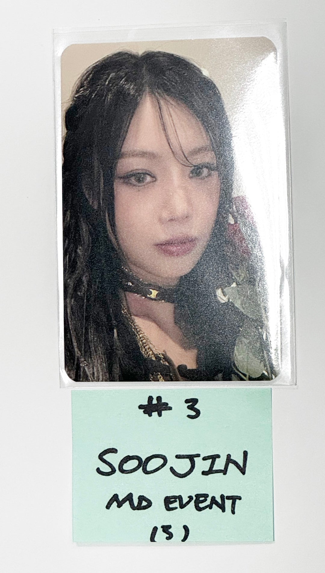Soojin "RIZZ" - Soundwave MD Event photocard [24.6.5]