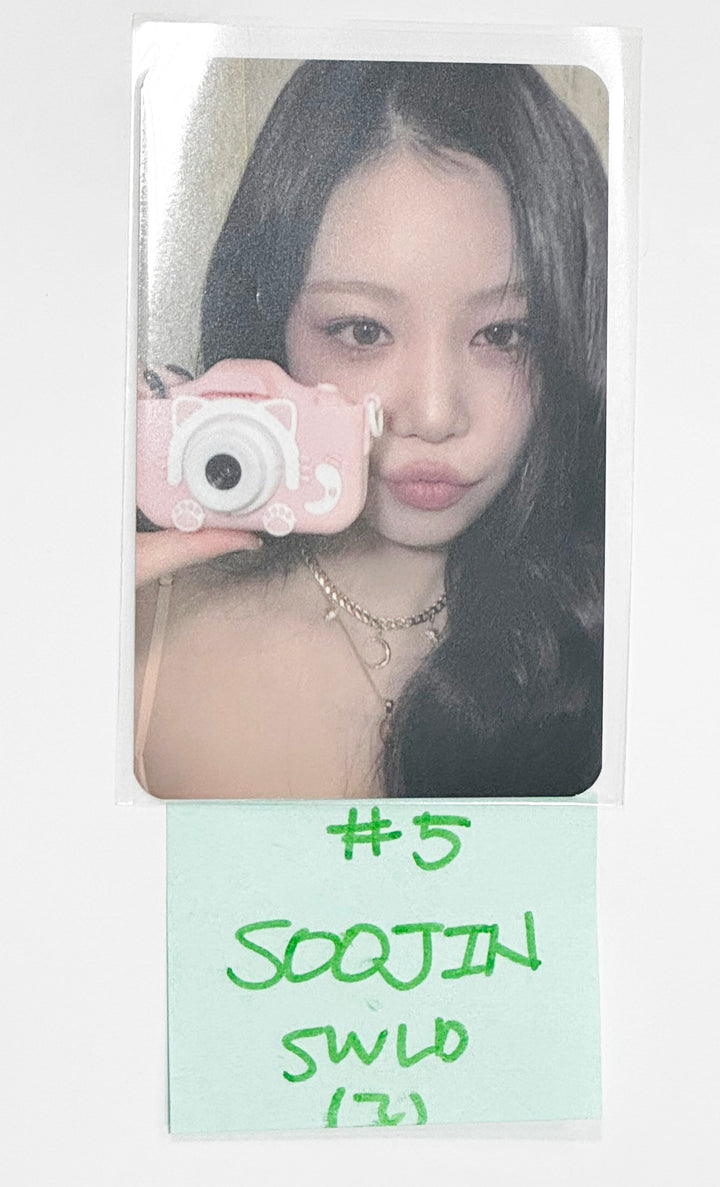 Soojin "RIZZ" - Soundwave Lucky Draw Event photocard [24.6.5]