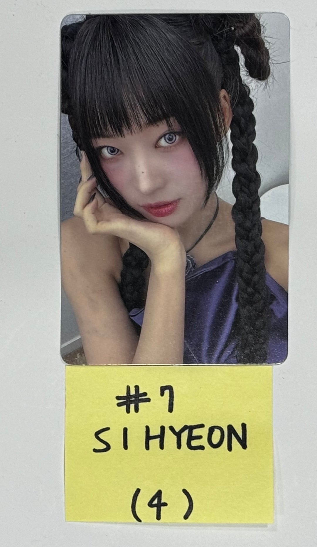 Everglow "ZOMBIE" - Official Photocard, Postcard [24.6.14]