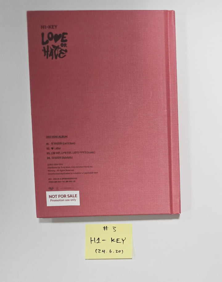H1-KEY "LOVE or HATE" - Hand Autographed(Signed) Promo Album [24.6.20]