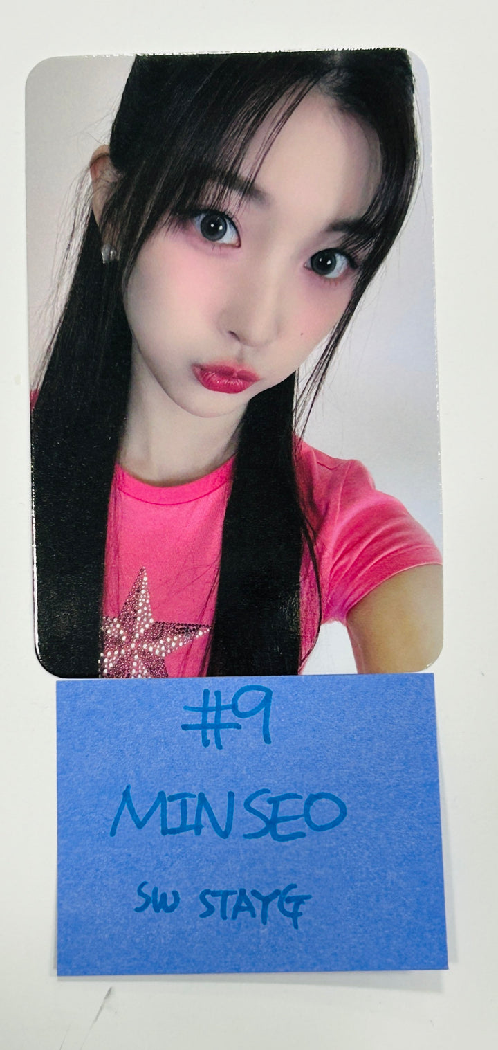 Wooah "Unframed" - Soundwave Fansign Event Photocard [StayG Ver.] [24.7.1]