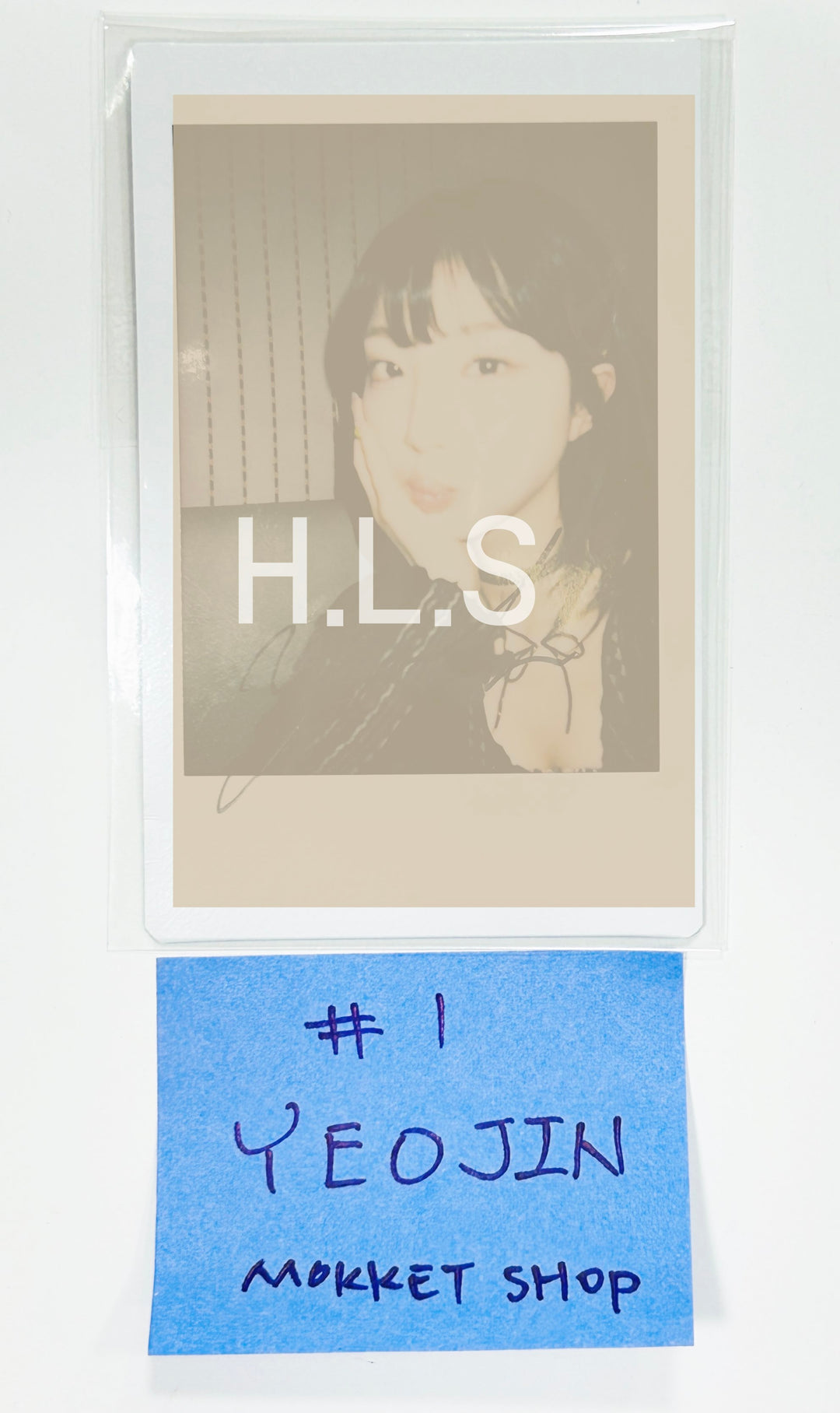 Loossemble "One of a Kind" - Hand Autographed(Signed) Polaroid [24.7.1] - HALLYUSUPERSTORE