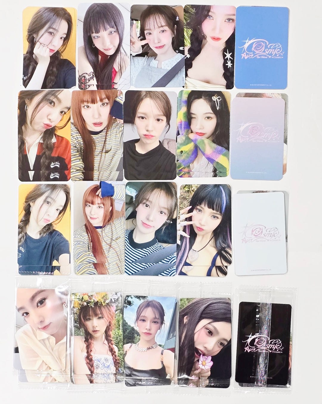 Red Velvet "Cosmic" - [Interasia, Everline, Ktown4U, Soundwave] Pre-Order Benefit Photocard [24.7.1]