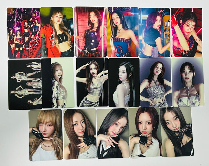 Wooah "Unframed" - Official Photocard [StayG Ver.] [24.7.1]