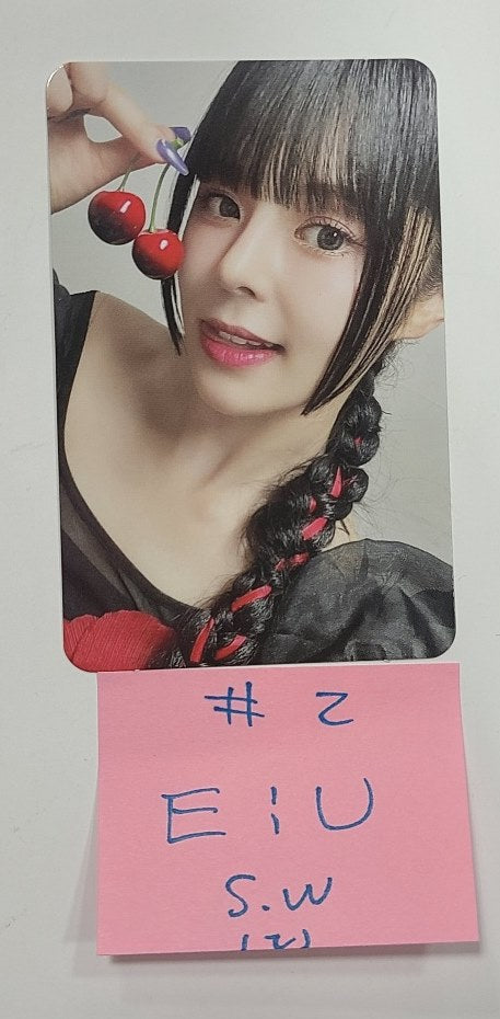 Everglow "ZOMBIE " - Soundwave Fansign Event Photocard [24.7.2]