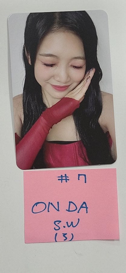 Everglow "ZOMBIE " - Soundwave Fansign Event Photocard [24.7.2]