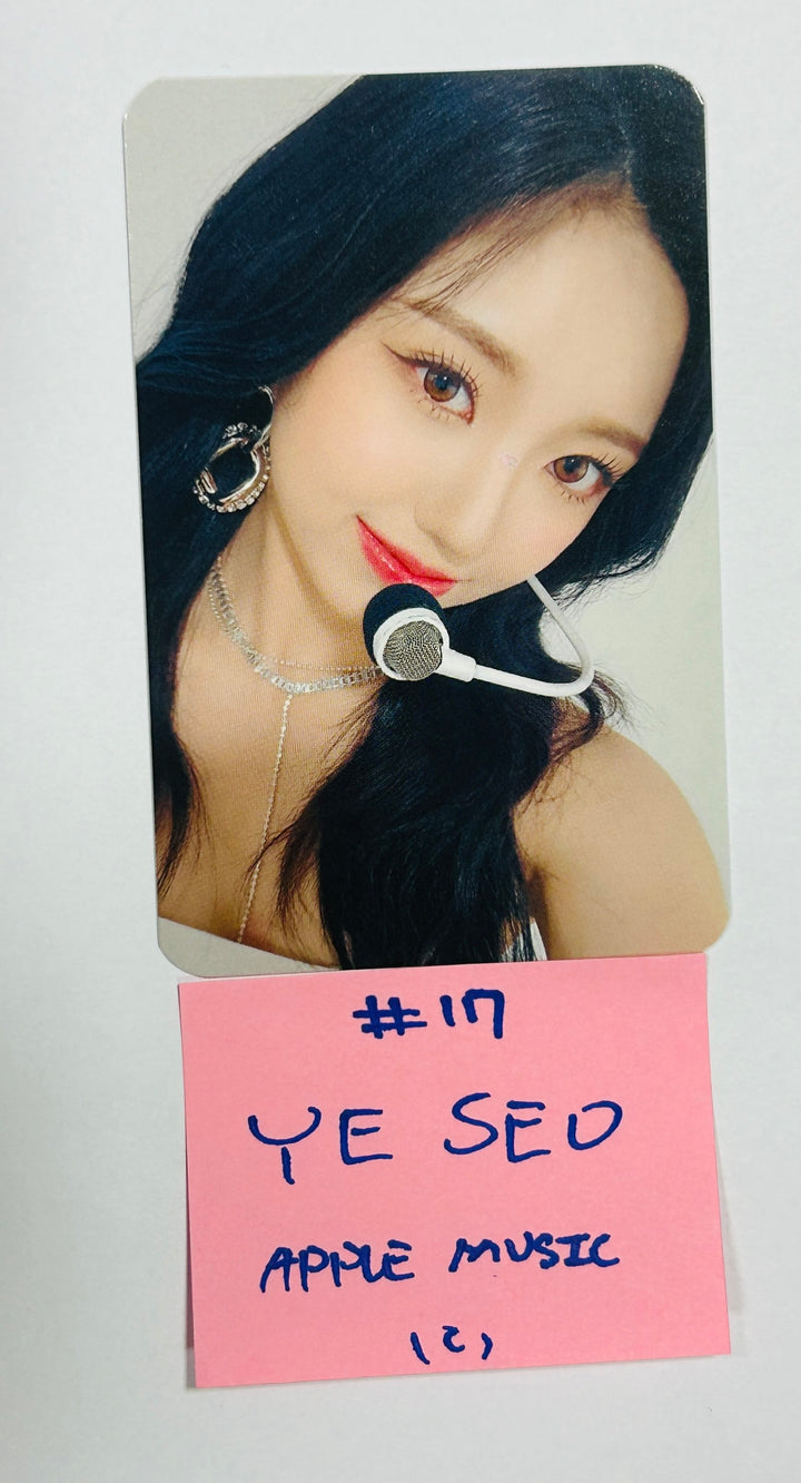 Kep1er "Kep1going On" - Apple Music Fansign Event Photocard Round 2 [24.7.2]