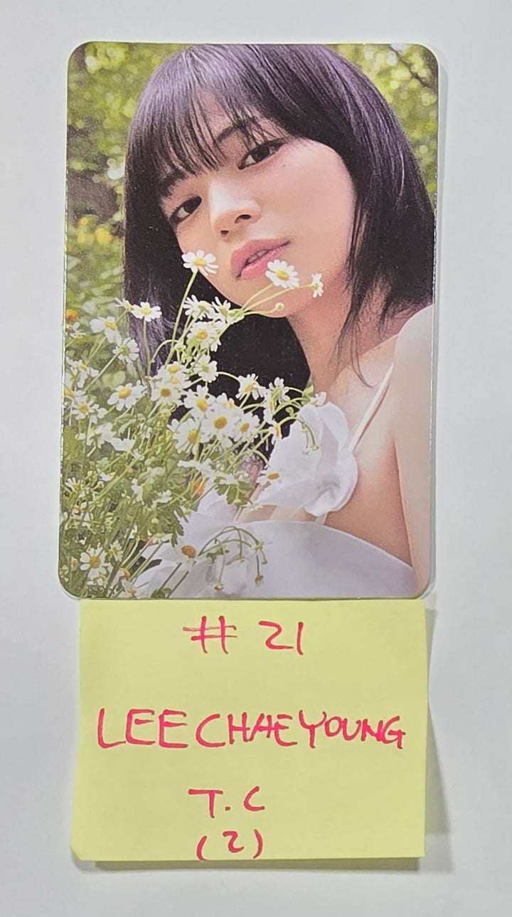 Fromis_9 "FROM SUMMER" Photo Exhibition - Official Trading Photocard [24.7.5]