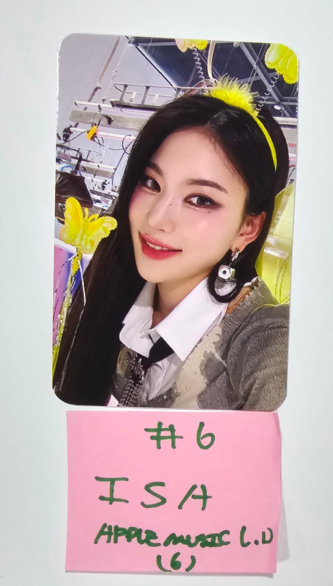 STAYC "Metamorphic" - Apple Music Lucky Draw Event Photocard [24.7.5]