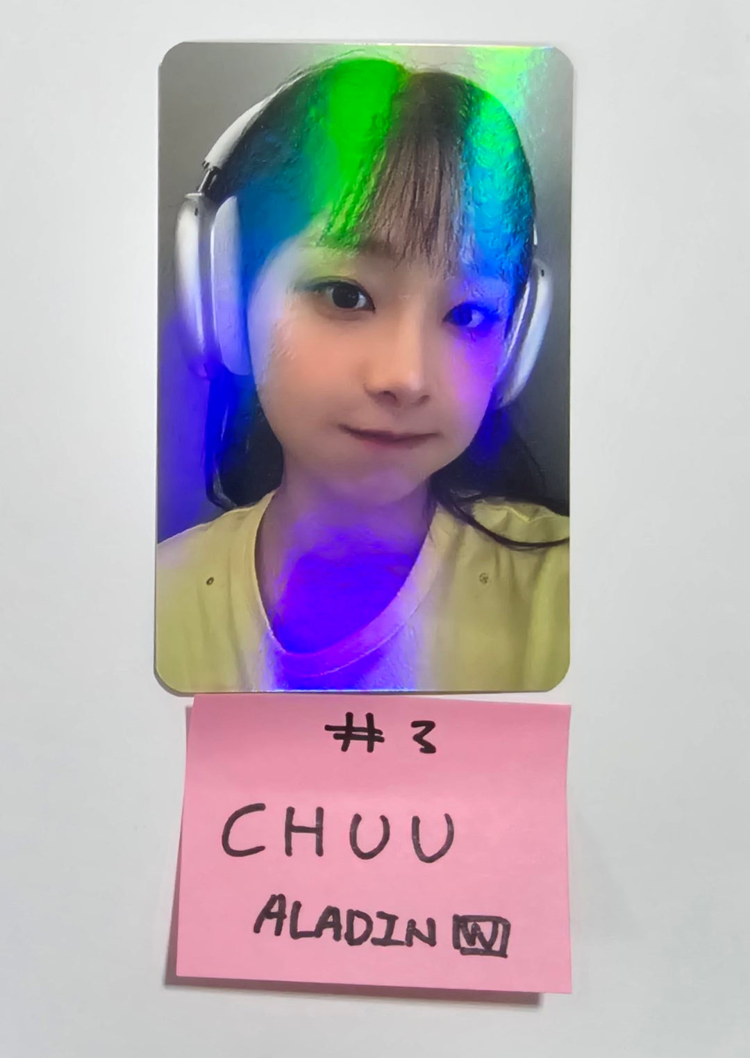 CHUU "Strawberry Rush" - Aladin Fansign Event Winner Hologram Photocard [24.7.5]