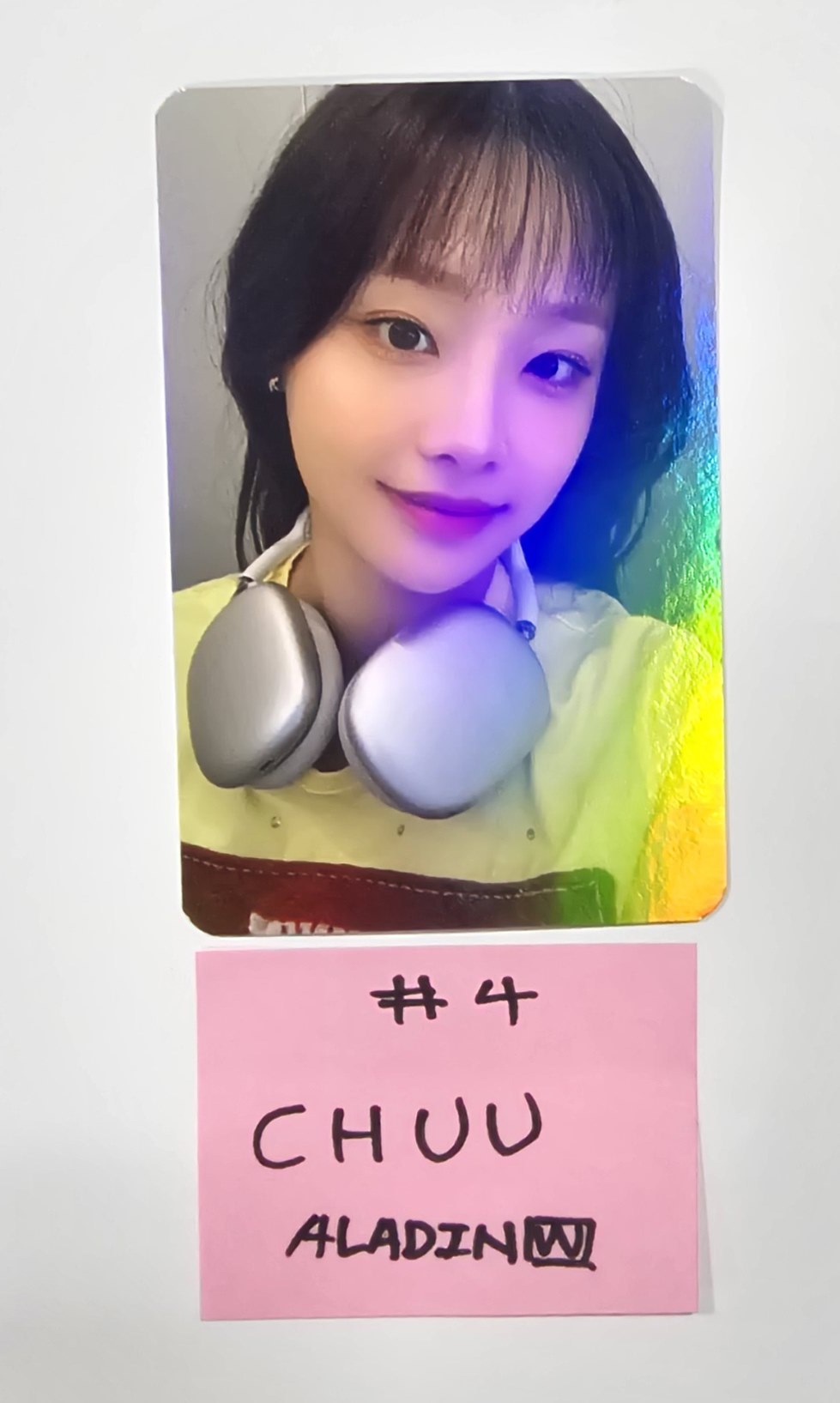 CHUU "Strawberry Rush" - Aladin Fansign Event Winner Hologram Photocard [24.7.5]