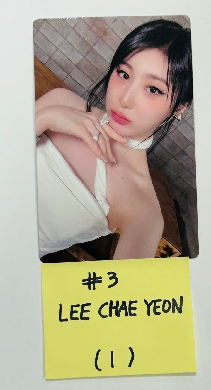 Lee Chae Yeon "SHOWDOWN" - Official Photocard [Standard & Poca Album Ver.] [24.7.5] - HALLYUSUPERSTORE