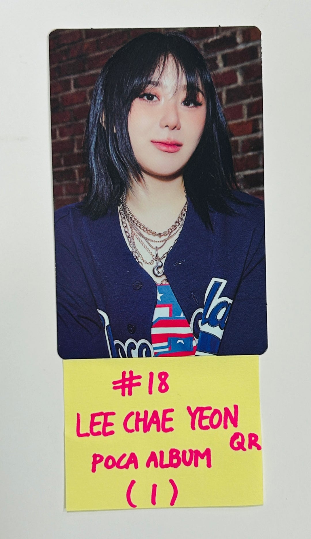 Lee Chae Yeon "SHOWDOWN" - Official Photocard [Standard & Poca Album Ver.] [24.7.5] - HALLYUSUPERSTORE