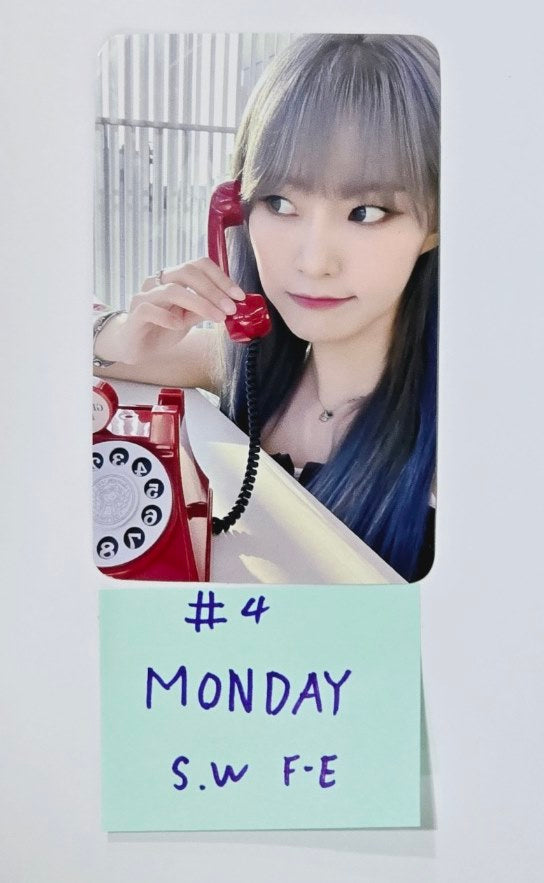 Weeekly "Bliss " - Soundwave Fansign Event Photocard [24.7.11]