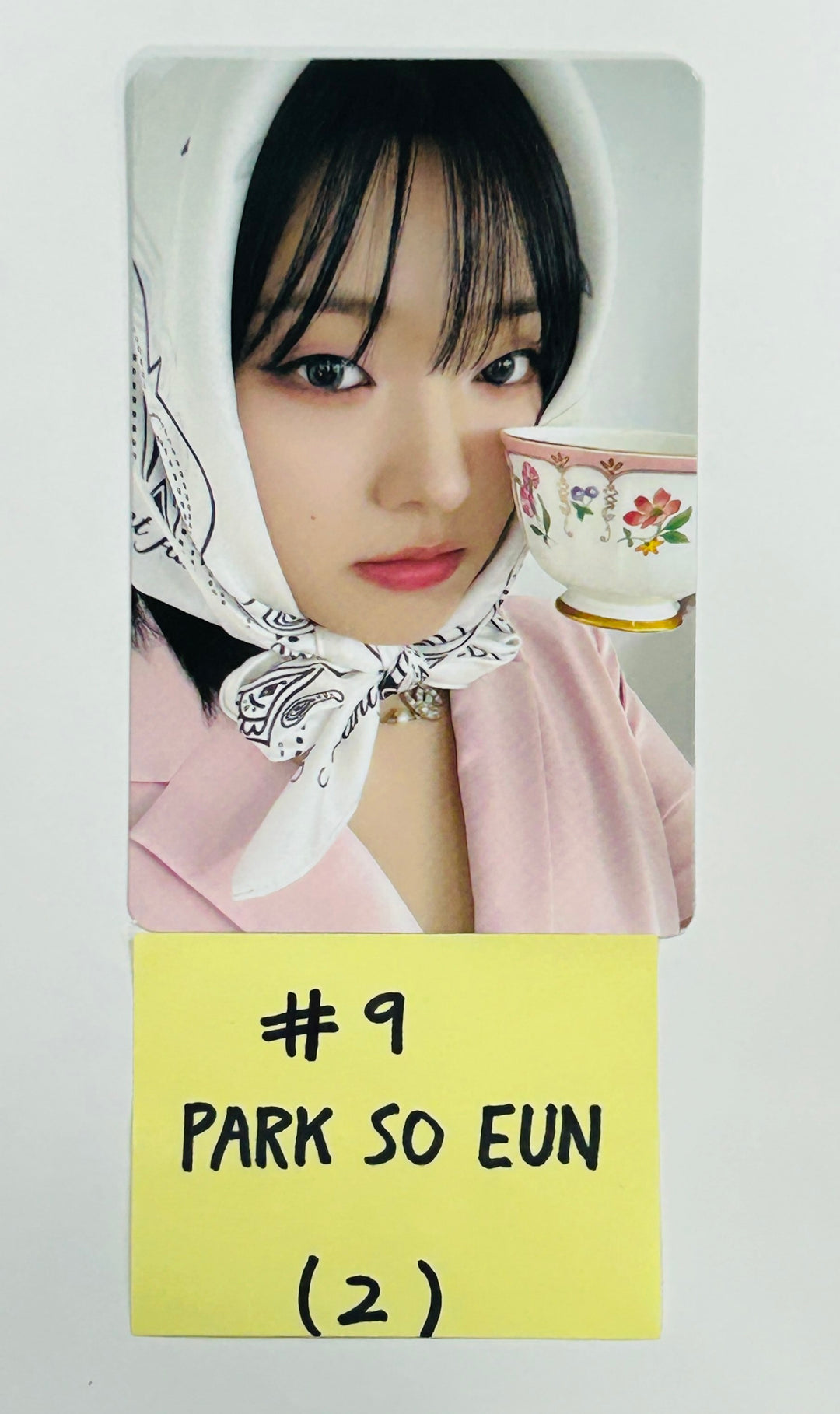 Weeekly "Bliss " - Official Photocard [24.7.11] - HALLYUSUPERSTORE