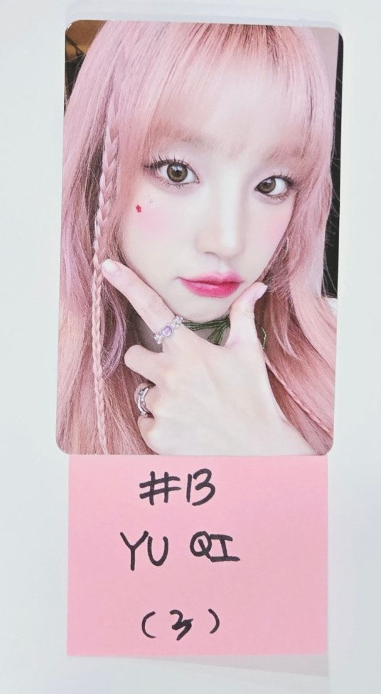 (G)I-DLE KLAXON - POP-UP Store Official Random Photocard [24.7.12] - HALLYUSUPERSTORE