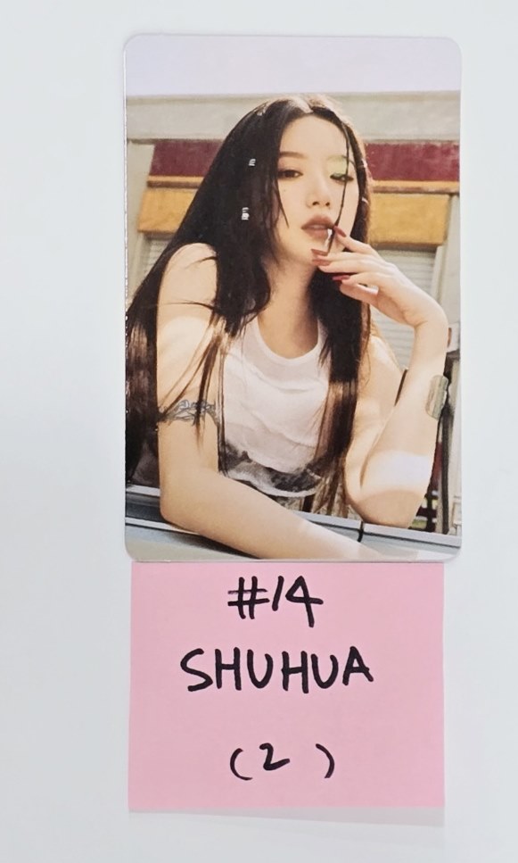 (G)I-DLE KLAXON - POP-UP Store Official Random Photocard [24.7.12] - HALLYUSUPERSTORE