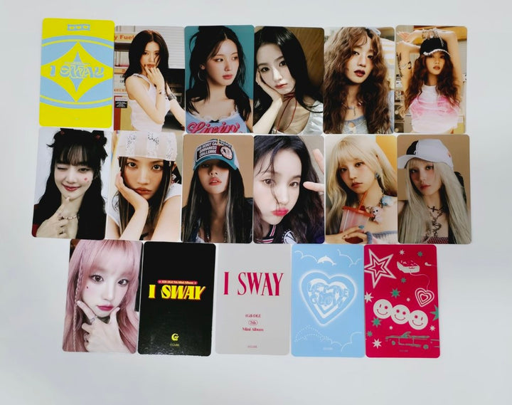 (G)I-DLE KLAXON - POP-UP Store Official Random Photocard [24.7.12] - HALLYUSUPERSTORE