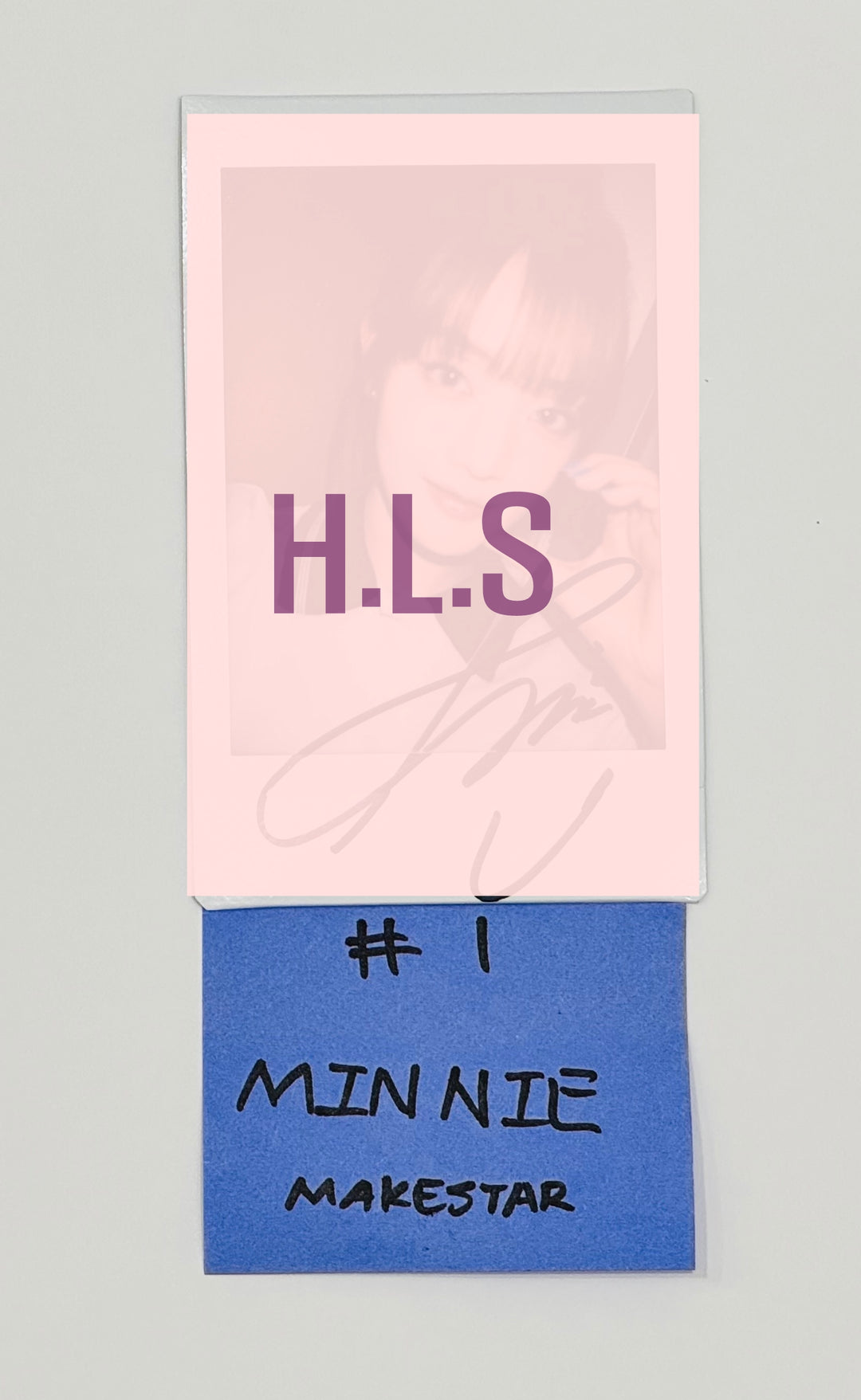 Minnie (Of (G) I-DLE) "2" 2nd Full Album - Hand Autograhped(Signed) Polaroid [24.7.15] - HALLYUSUPERSTORE