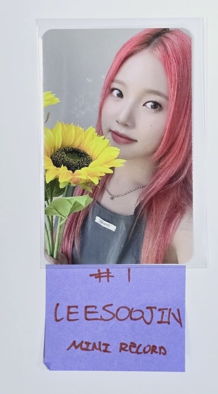 Weeekly "Bliss " - Mini Record Fansign Event Photocard [Platform Ver.] [24.7.15] - HALLYUSUPERSTORE