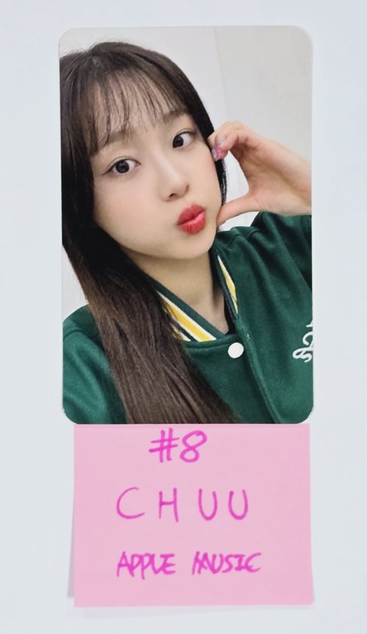 CHUU "Strawberry Rush" - Apple Music Fansign Event Photocard (STAYG Album Ver.) [24.7.17] - HALLYUSUPERSTORE