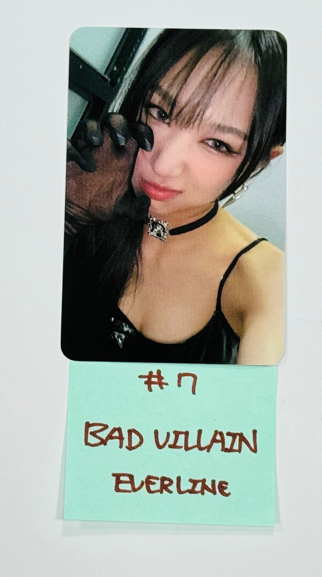 BADVILLAIN "OVERSTEP" - Everline Event Photocard [24.7.19] - HALLYUSUPERSTORE