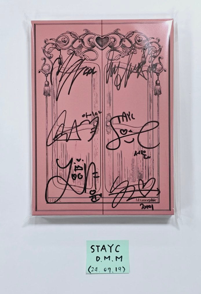 STAYC "Metamorphic"- Hand Autographed(Signed) Album [24.7.19] - HALLYUSUPERSTORE